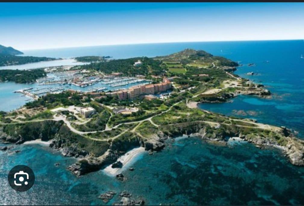 Au Calme A 2Min Mer Parking Balcon Wifi Clim! Six-Fours-les-Plages Eksteriør billede
